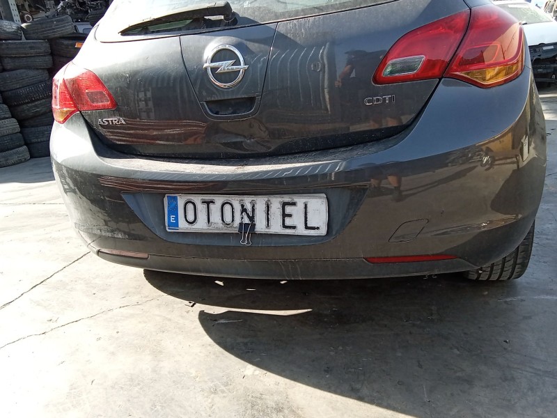 Recambio de paragolpes trasero para opel astra j (p10) 1.7 cdti (68) referencia OEM IAM 13348049  