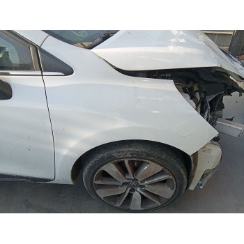 ALETA DELANTERA DERECHA 631002841R 