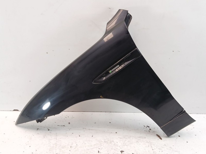 Recambio de aleta delantera izquierda para jaguar f-pace (x761) 3.0 sdv6 awd referencia OEM IAM T4A15477  