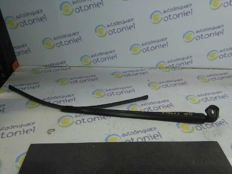 Recambio de brazo limpia delantero derecho para seat leon (1p1) reference referencia OEM IAM   