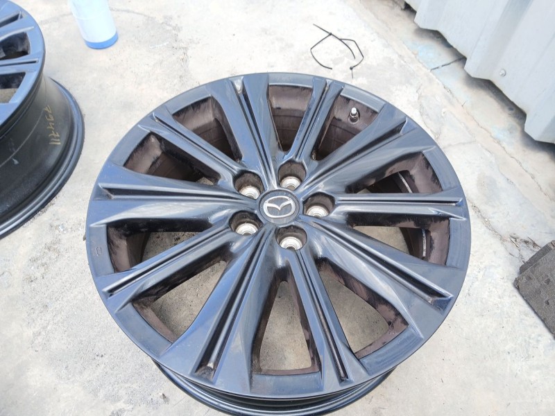 Recambio de llanta para mazda cx-5 (kf) 2.0 referencia OEM IAM 9965637090 X1 19 PULGADAS