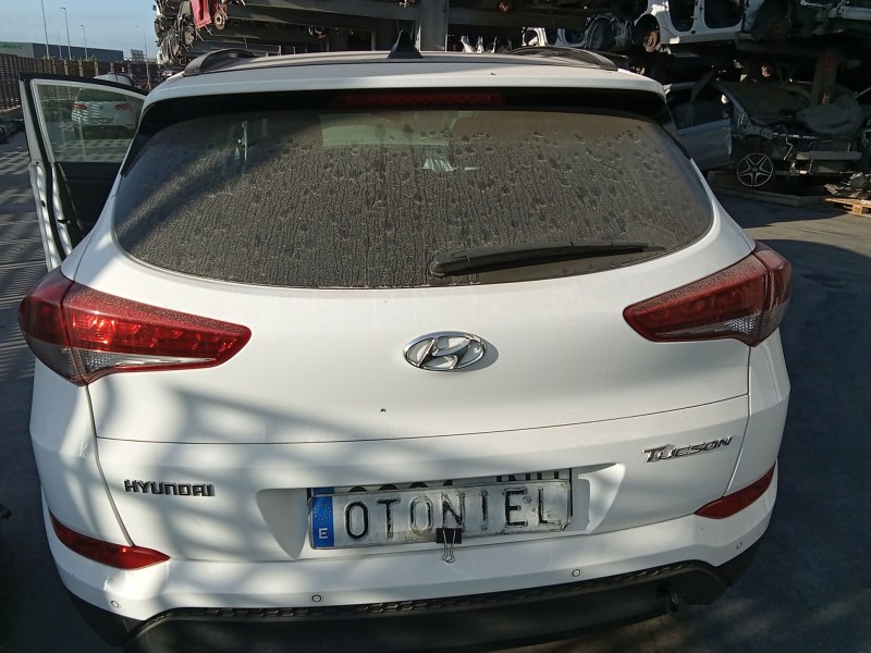 Recambio de porton trasero para hyundai tucson (tl, tle) 1.7 crdi referencia OEM IAM 73700D7000  