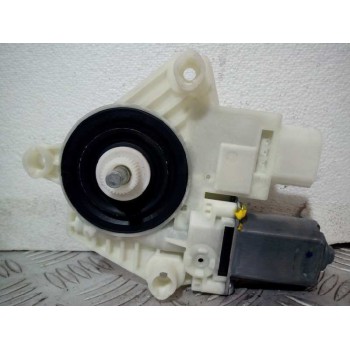 MOTOR ELEVALUNAS DELANTERO DERECHO 7455081 6 PINS