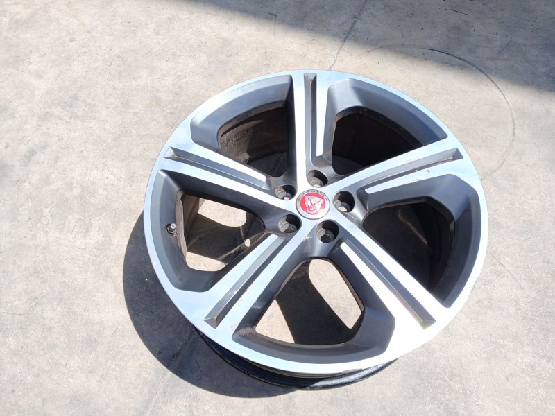 Recambio de llanta para jaguar f-pace (x761) 3.0 sdv6 awd referencia OEM IAM HK8M1007JB X1 20 PULGADAS
