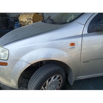 Recambio de aleta delantera izquierda para daewoo kalos (klas) 1.4 referencia OEM IAM 96476573  