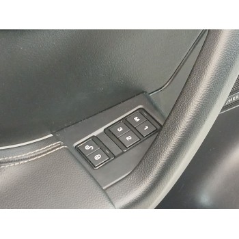 Recambio de guarnecido puerta delantera izquierda para jaguar f-pace (x761) 3.0 sdv6 awd referencia OEM IAM HK8320163AB  