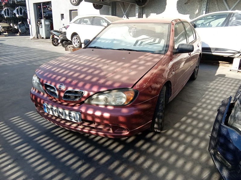 nissan primera (p11) del año 2000