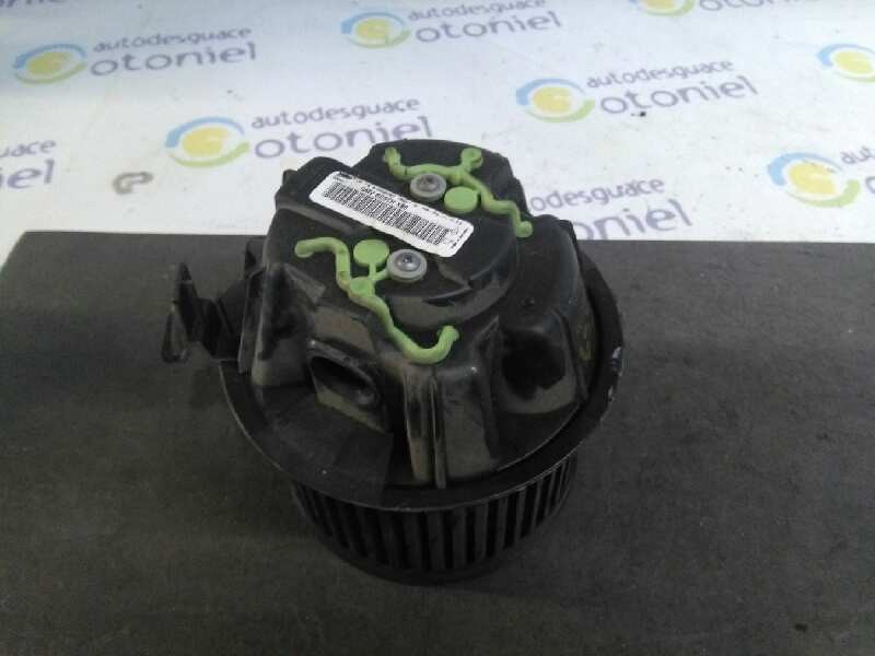 Recambio de motor calefaccion para dacia sandero laureate music referencia OEM IAM N106609Z N106415P 