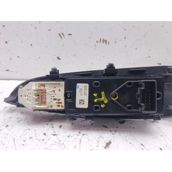 Recambio de mando elevalunas delantero izquierdo para hyundai i30 (gd) 1.4 crdi referencia OEM IAM 93570a6100 39y49h1000 