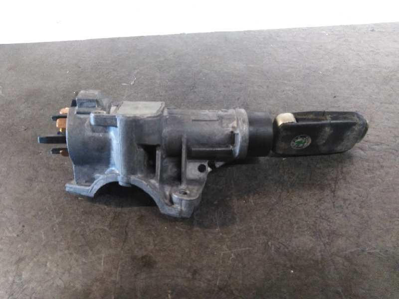 Recambio de conmutador de arranque para skoda fabia (5j2 ) urban referencia OEM IAM 4B0905851C  