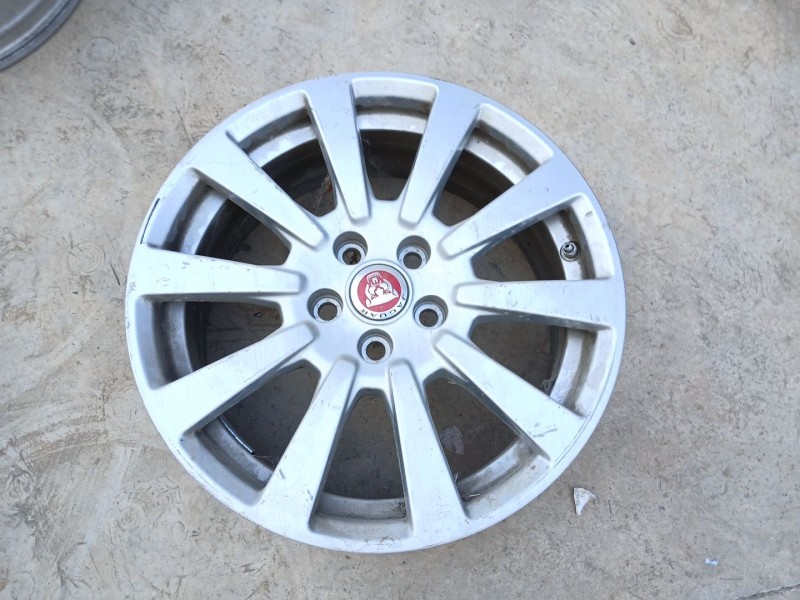 Recambio de llanta para jaguar xe portfolio awd referencia OEM IAM GX731007RB X1 17 PULGADAS