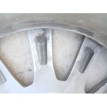 Recambio de llanta para jaguar xe portfolio awd referencia OEM IAM GX731007RB X1 17 PULGADAS