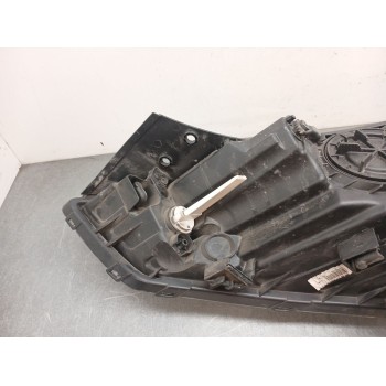 Recambio de faro derecho para hyundai tucson (tl, tle) 1.7 crdi referencia OEM IAM 92102D7001 92102d7100 