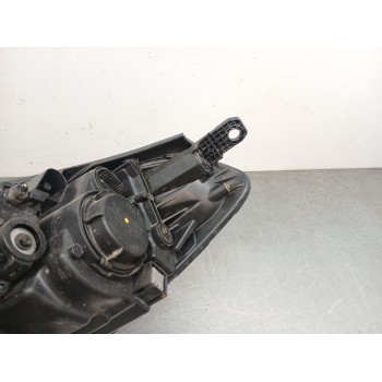 Recambio de faro derecho para hyundai tucson (tl, tle) 1.7 crdi referencia OEM IAM 92102D7001 92102d7100 