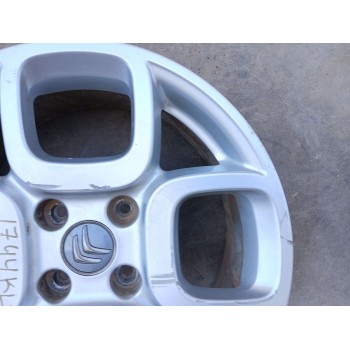 Recambio de llanta para citroën c4 cactus 1.2 thp 110 referencia OEM IAM 9802911977 X1 16 PULGADAS
