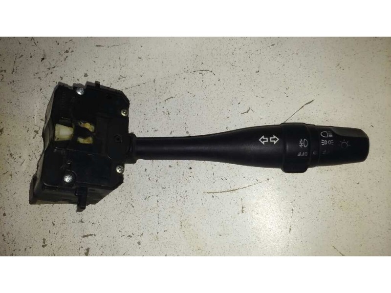 Recambio de mando luces para nissan vanette cargo vanette cargo caja cerrada referencia OEM IAM 36828B08CD  