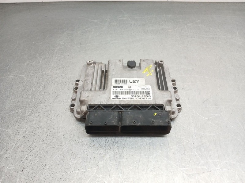 Recambio de centralita motor uce para hyundai i40 premium referencia OEM IAM 0281018492 391252a209 