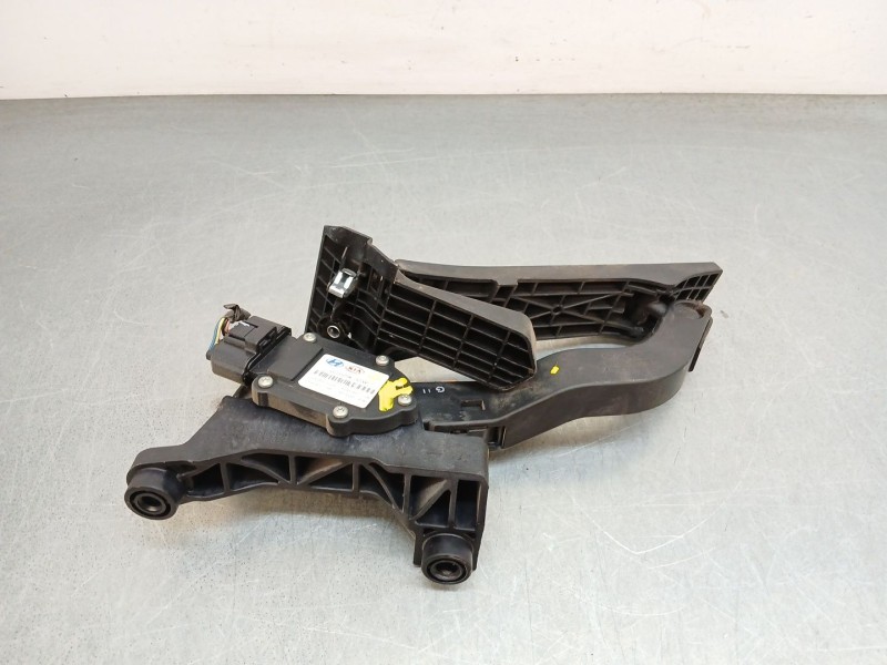Recambio de potenciometro pedal para hyundai i40 premium referencia OEM IAM gju0259c3z000  