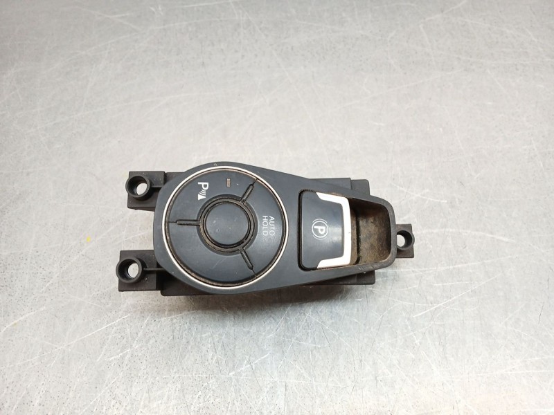 Recambio de palanca freno de mano para hyundai i40 premium referencia OEM IAM 937663z040  