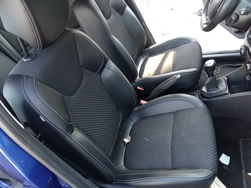Recambio de asiento delantero derecho para renault clio iv (bh_) 0.9 tce 90 referencia OEM IAM   