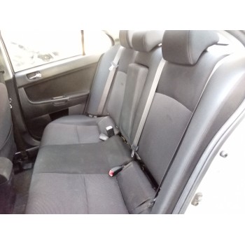 Recambio de asientos traseros para mitsubishi lancer viii (cy_a, cz_a) 2.0 di-d (cy8a) referencia OEM IAM   