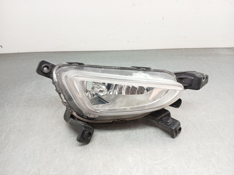 Recambio de faro antiniebla derecho para hyundai tucson (tl, tle) 1.7 crdi referencia OEM IAM 92202D7000  