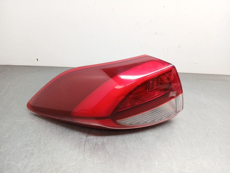 Recambio de piloto trasero izquierdo para hyundai tucson (tl, tle) 1.7 crdi referencia OEM IAM 92401D7000  