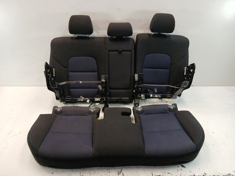 Recambio de asientos traseros para hyundai tucson (tl, tle) 1.7 crdi referencia OEM IAM   