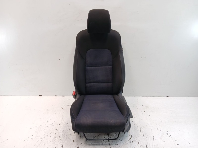 Recambio de asiento delantero izquierdo para hyundai tucson (tl, tle) 1.7 crdi referencia OEM IAM   