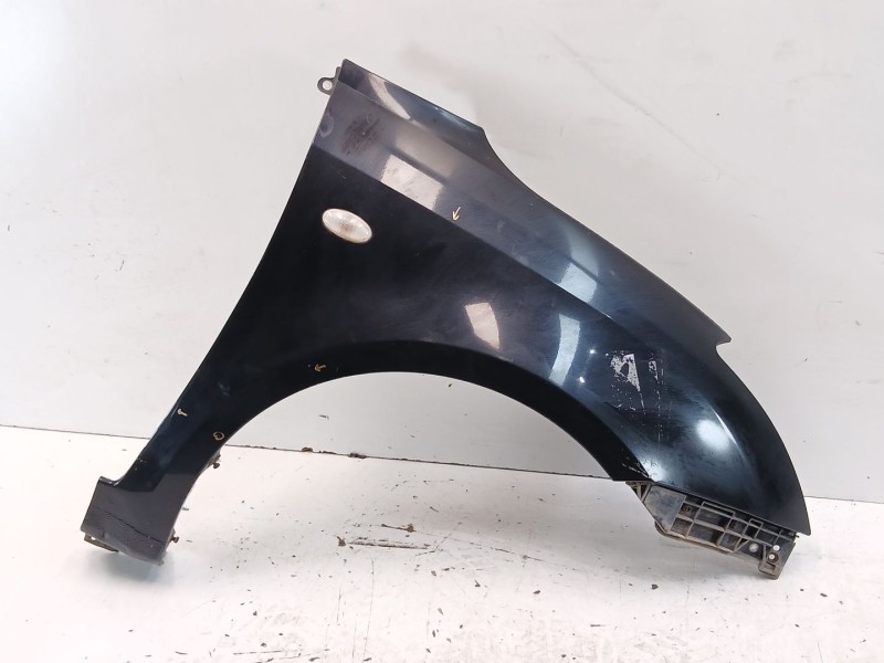 Recambio de aleta delantera derecha para suzuki swift iii (mz, ez) 1.5 (rs 415) referencia OEM IAM 5761163J20000  