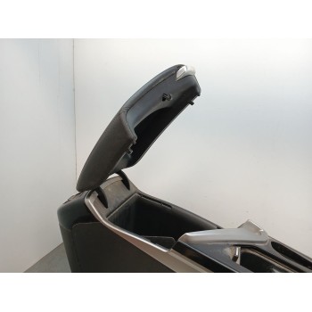 Recambio de apoyabrazos central para hyundai i40 premium referencia OEM IAM 846203z000  