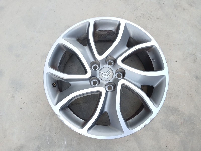 Recambio de llanta para citroën c-crosser 2.2 hdi fap cat referencia OEM IAM 5402T5 X1 18 PULGADAS