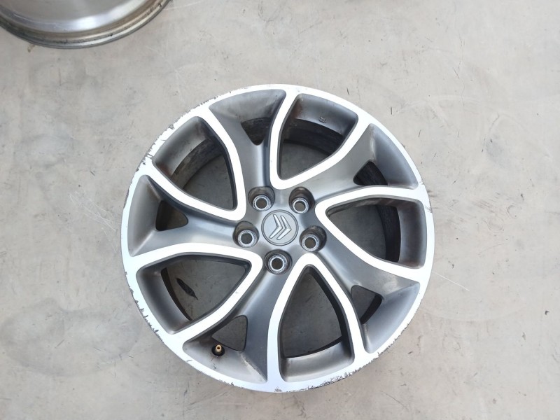 Recambio de llanta para citroën c-crosser 2.2 hdi fap cat referencia OEM IAM 5402T5 X1 18 PULGADAS