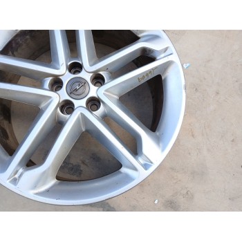 Recambio de llanta para opel mokka x excellence referencia OEM IAM 95016099 X1 19 PULGADAS