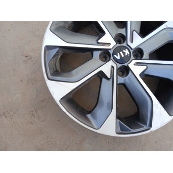 Recambio de llanta para kia stonic (ybcuv) drive referencia OEM IAM 52910H8500 X1 17 PULGADAS