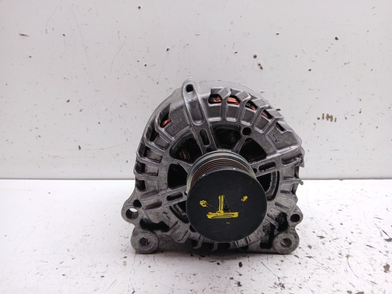 Recambio de alternador para volkswagen golf iv (1j1) 1.9 tdi referencia OEM IAM 03l903023l tg14c043 03G903016B