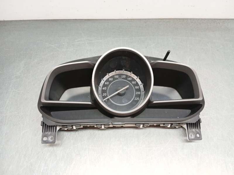 Recambio de cuadro instrumentos para mazda 2 hatchback (dl, dj) 1.5 skyactiv-g referencia OEM IAM d470bda6c  