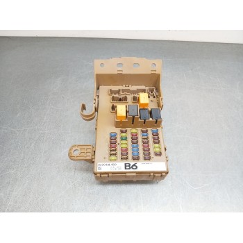 CAJA RELES / FUSIBLES 82301al450 