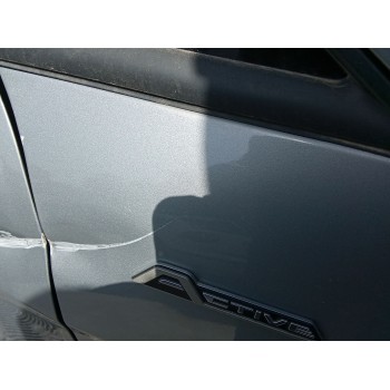 Recambio de aleta delantera derecha para ford ecosport 1.0 ecoboost referencia OEM IAM 2205423  