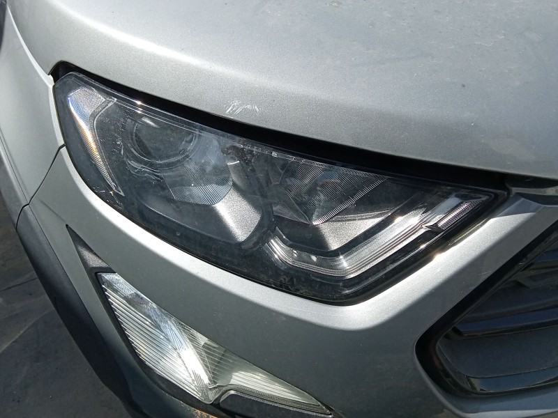 Recambio de faro derecho para ford ecosport 1.0 ecoboost referencia OEM IAM 2538824  