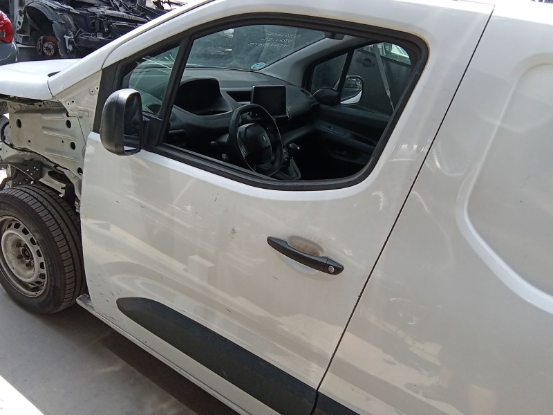Recambio de puerta delantera izquierda para peugeot partner furgoneta/monovolumen (k9) 1.5 bluehdi 100 referencia OEM IAM 984349