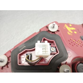 Recambio de piloto trasero derecho interior para kia stonic (yb) 1.4 cvvt referencia OEM IAM 92404H8400  