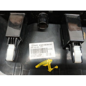 Recambio de mando climatizador para kia stonic (yb) 1.4 cvvt referencia OEM IAM 97250H8300LEF 97250h8220 