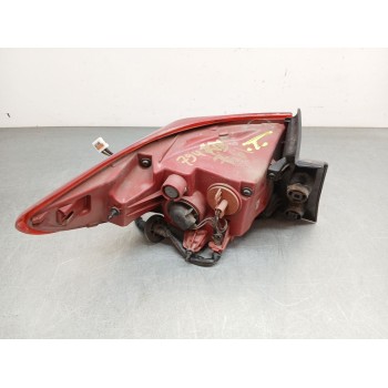 Recambio de piloto trasero derecho para kia stonic (yb) 1.4 cvvt referencia OEM IAM 92402H8400  
