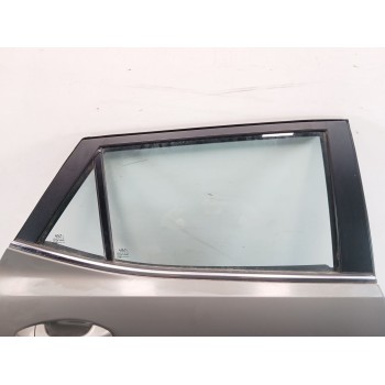Recambio de puerta trasera derecha para kia stonic (yb) 1.0 t-gdi referencia OEM IAM 77004H8400  