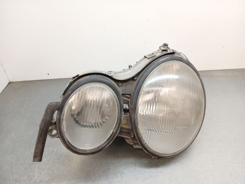 Recambio de faro izquierdo para mercedes-benz clase e (w210) e 300 turbo-d (210.025) referencia OEM IAM 210820036164  