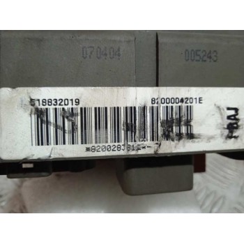 Recambio de caja reles / fusibles para renault laguna ii (bg0) expression referencia OEM IAM 8200004201E  