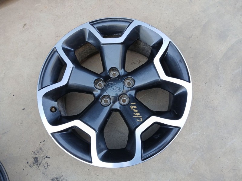 Recambio de llanta para subaru xv sport referencia OEM IAM 28111FJ031 / 28111FJ000 X1 17 PULGADAS