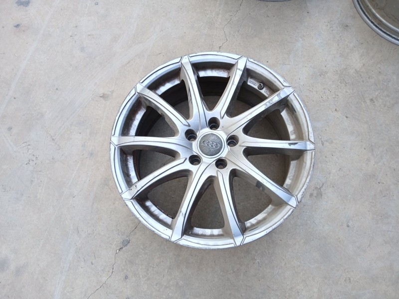 Recambio de llanta para audi a4 berlina (8e) 2.5 tdi (114kw) referencia OEM IAM KBA49158 X1 18 PULGADAS
