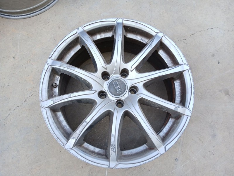 Recambio de llanta para audi a4 berlina (8e) 2.5 tdi (114kw) referencia OEM IAM KBA49158 X1 18 PULGADAS